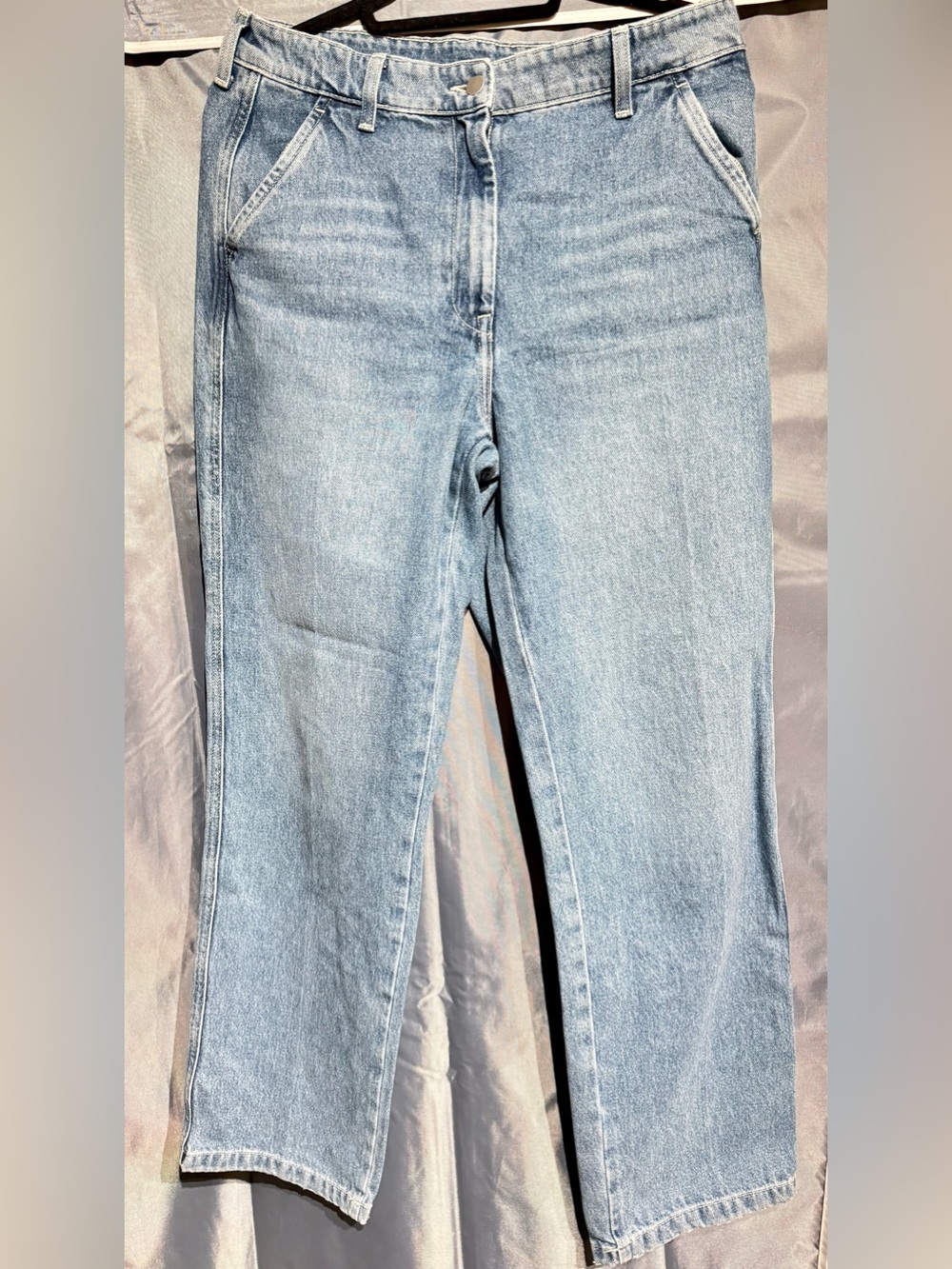H&M Light Wash Straight Leg Women’s Jeans